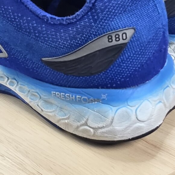 Mens Size 10.5- NEW BALANCE FRESH FOAM X MENS M880S12 Blue Running Shoes 2E Wide - Picture 8 of 11
